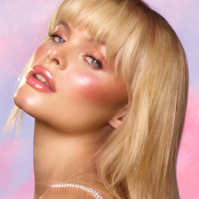 Charlotte Tilbury Pillow Talk Beautifying Lip And Cheek Secrets مجموعة بيلو توك أسرار تجميل الشفاه والخدود من شارلوت تيلبوري