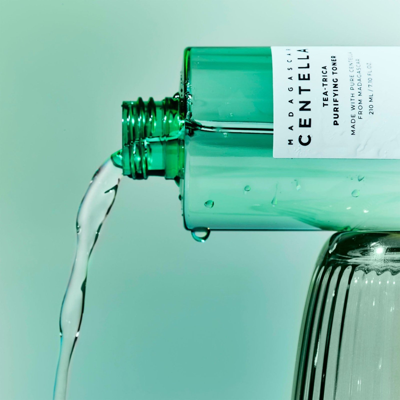 SKIN1004 Madagascar Centella Tea-Trica Purifying Toner تونر منقي بالسينتيلا لحب الشباب