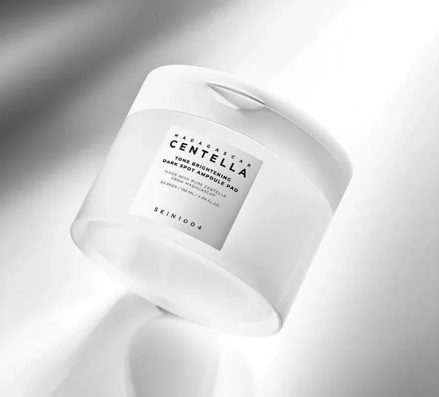Madagascar Centella Tone Brightening Dark Spot Ampoule Pads
