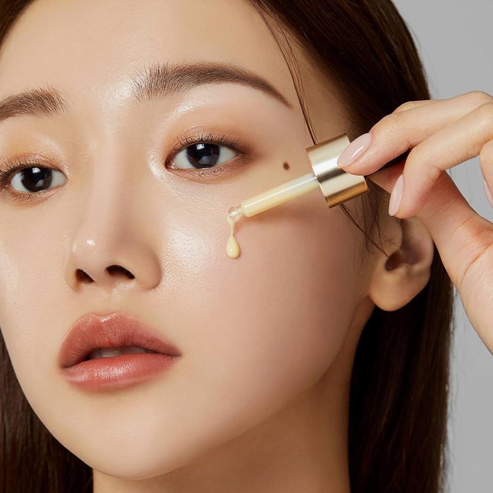 MEDICUBE DEEP VITA C AMPOULE 14,5% مجموعة أمبولات ديب فيتا سي بنسبة 14.5% من ميديكوب