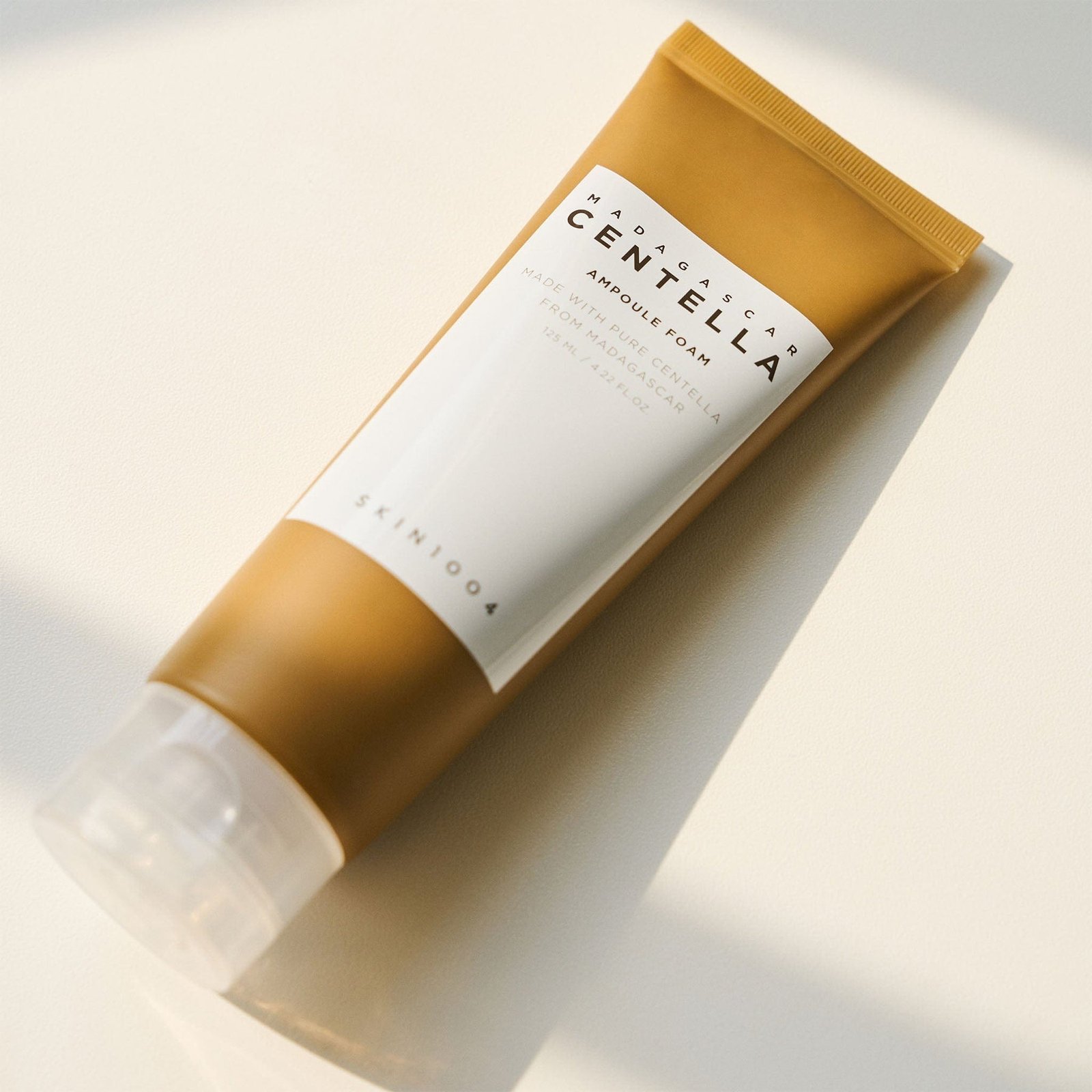 SKIN1004 Madagascar Centella Ampoule Foam منظف رغوي بخلاصة السينتيلا