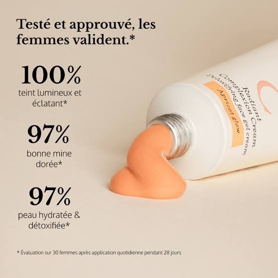 Embryolisse Soin Blush de Peau Abricot Lumière كريم بودرة خدود للعناية بالبشرة بلون مشمشي فاتح من امبريوليس