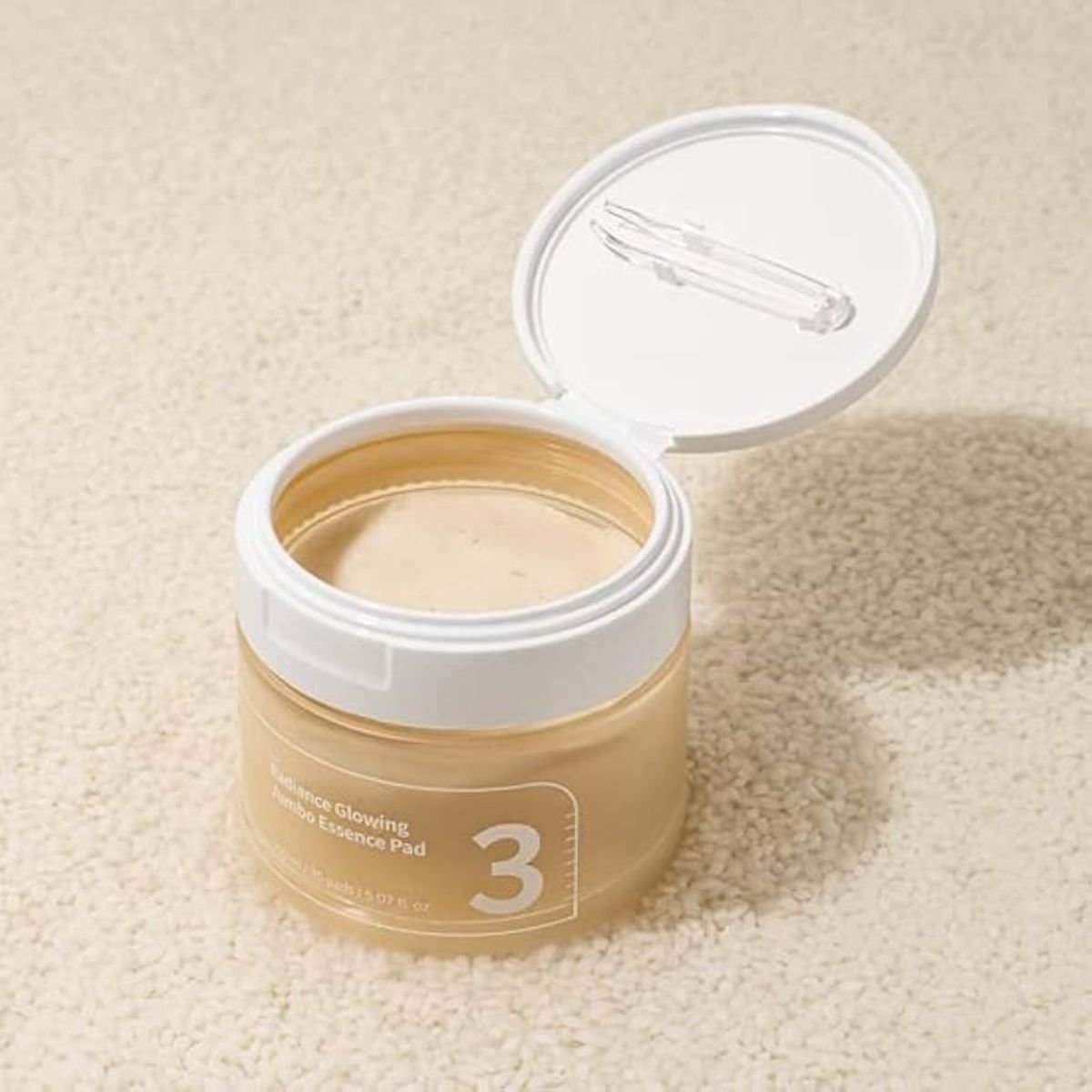 numbuzin – No.3 Radiance Glowing Jumbo Essence Pad مسحات تونر رقم 3 من نيمبوزين