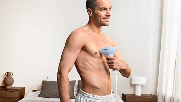 PHILIPS BRC343 – Lumea IPL 9900 Pro Épilateur à lumière pulsée avec SenseIQ Pro