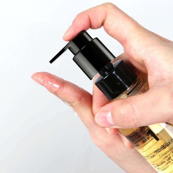 Numbuzin No.1 easy peasy cleasnsing oil غسول زيتي لتنظيف البشرة