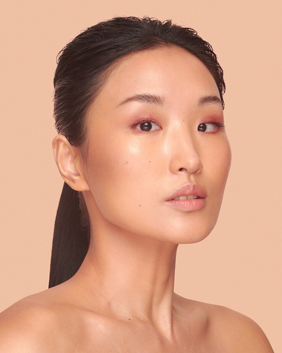 Huda Beauty FauxFilter Foundation Stick كريم أساس ستيك من هدى بيوتي