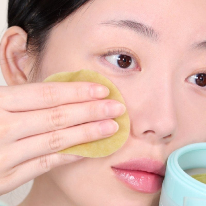 No. 1 Centella Re-Leaf Green, Disque tonique vert, 70 disques  نومبوزين مسحات تونر سينتيلا ريليف جرين رقم 1 – 70 مسحة