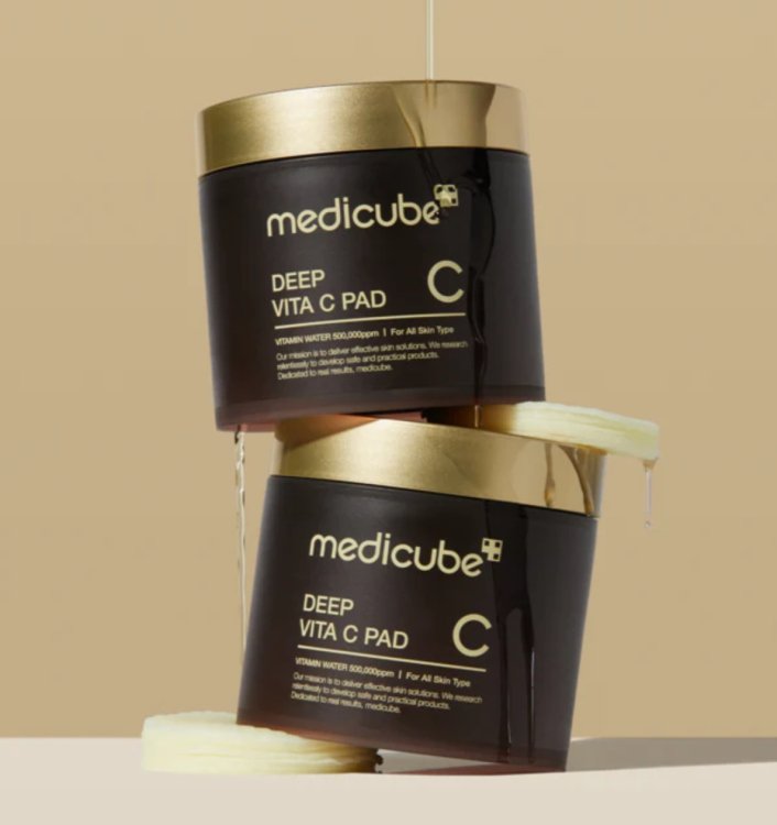 Medicube Deep Vita C Pads مسحات فيتامين سي لتفتيح البشرة من ميديكوب