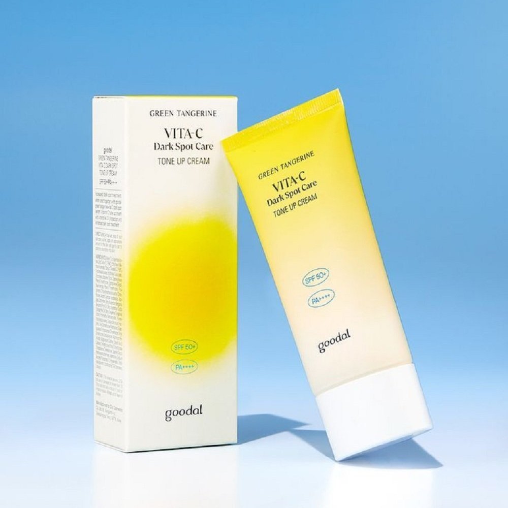GOODAL GREEN TANGERINE VITA C DARK SPOT TONE UP 50ml كريم جودال جرين تانجرين فيتا سي للبقع الداكنة و الحماية من الشمس50 مل