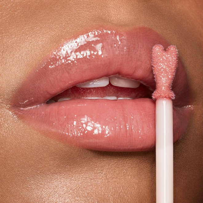 Charlotte Tilbury Pillow Talk Beautifying Lip And Cheek Secrets مجموعة بيلو توك أسرار تجميل الشفاه والخدود من شارلوت تيلبوري