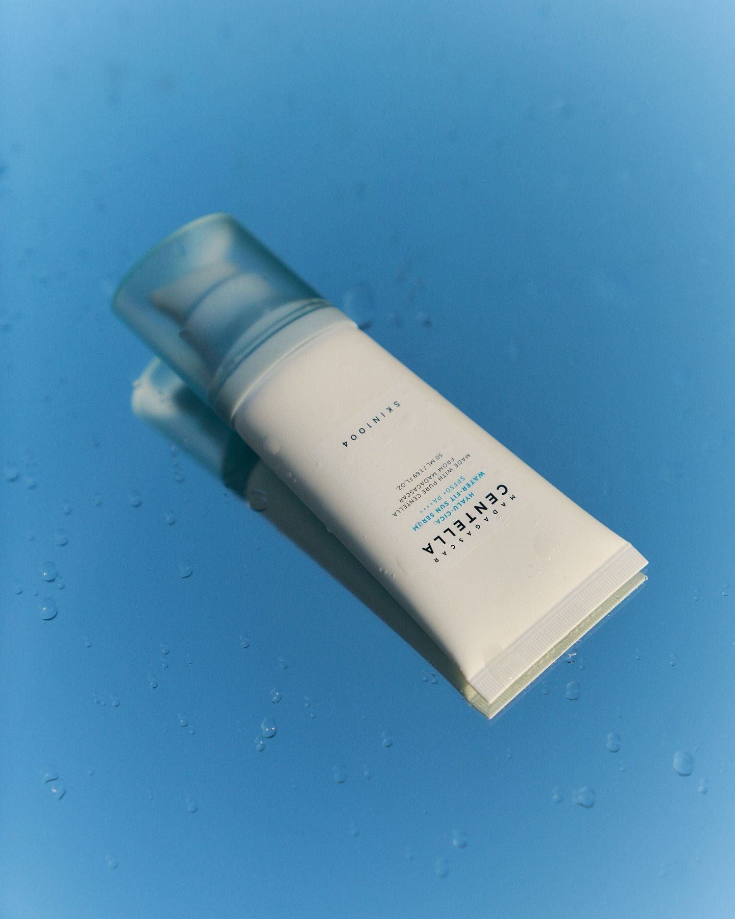 SKIN1004 Madagascar Centella Hyalu-Cica Water-Fit Sun Serumواقي شمس مائي بخلاصة السينتيلا