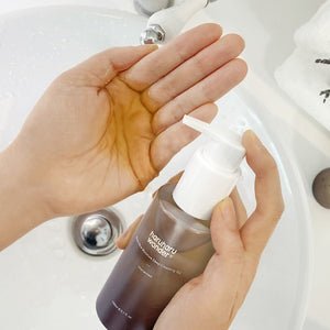 haruharu wonder Black Rice Moisture Deep Cleansing Oil 150ml غسول زيتي مرطب بالأرز الأسود للتنظيف العميق