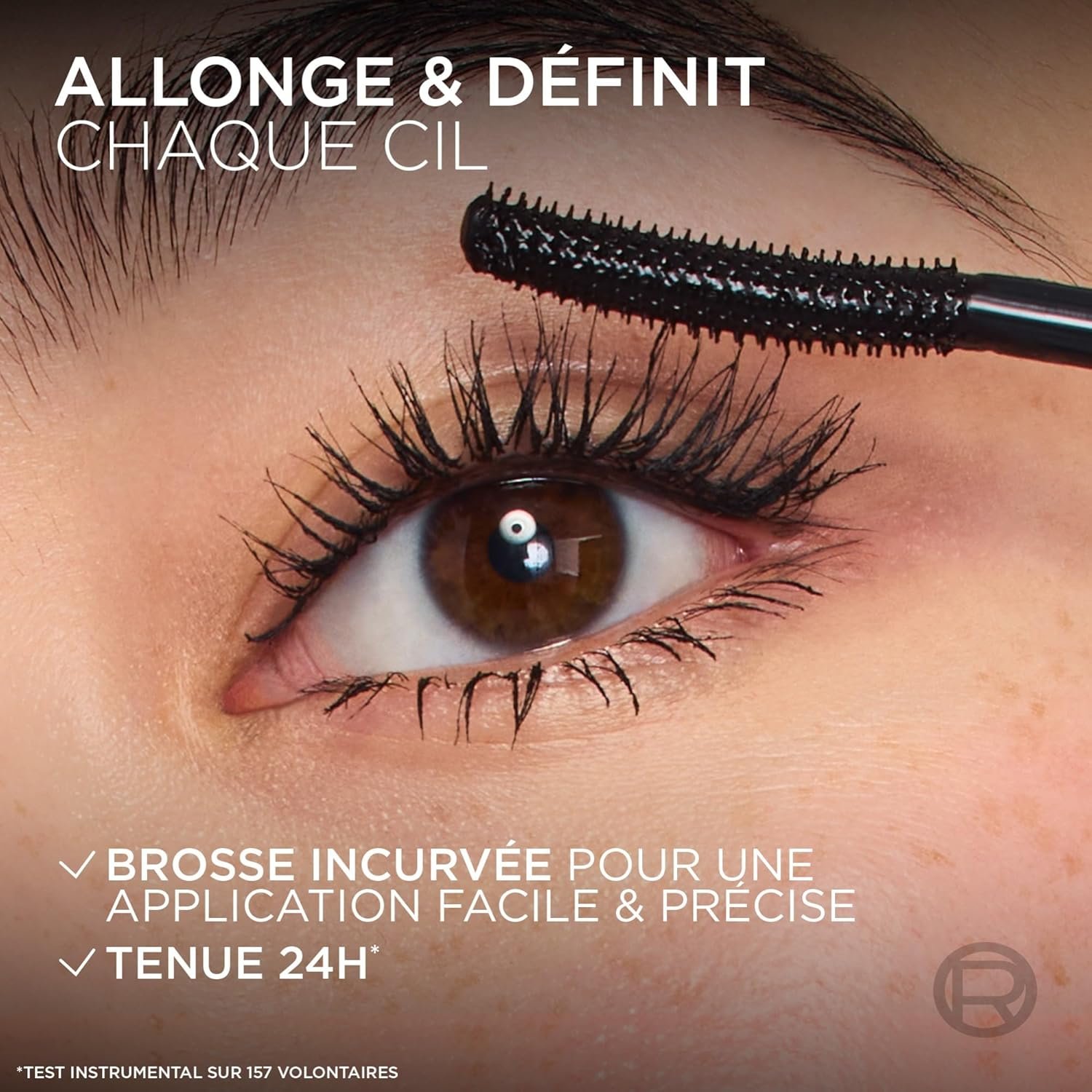 L’Oréal Paris Volume & Length Mascara Suitable for Sensitive Eyes Lengthening Formula Sculpting Bristle Brush Extensionist Mascara 10 ml
